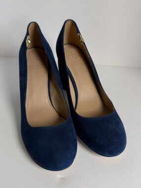 Tory Burch Elizabeth Round-Toe Pumps in Blue Suede Size 10M